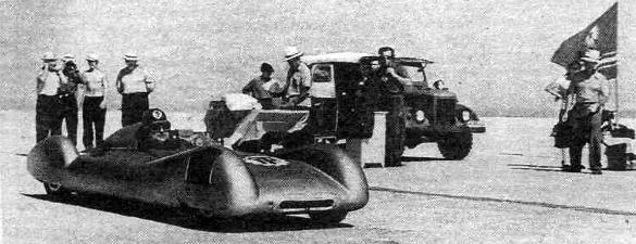 В августе 1960 года на машине «Харьков-Л2» Э. Лорент установил три новых рекорда в классах 250 и 35