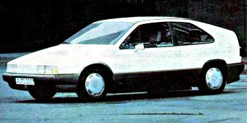 Экспериментальный «Фольксваген-ауто-2000», разработанный в 1982 году, прообраз «Пассата» модели 198