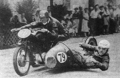 В конце сороковых — начале пятидесятых годов итальянские мотоциклы (на снимке — «Джилера») и гонщик